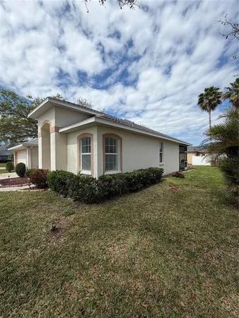 $2,500 | 7803 50th Place East, Bradenton, FL 34203