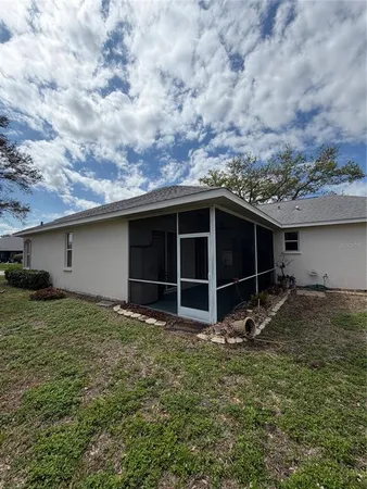 $2,500 | 7803 50th Place East, Bradenton, FL 34203