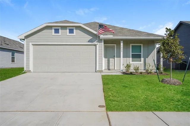 $1,929 | 3028 Yellow Pne Avenue, Fort Worth, TX 76179