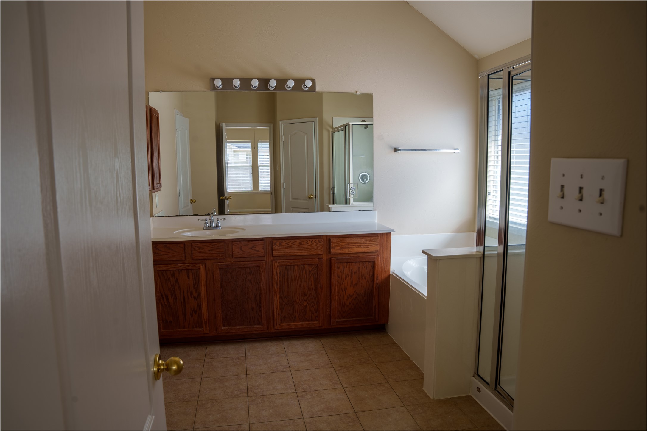 8515 Clarkman Ridge Lane Cypress, TX 77433 - Photo 15 of 22 Master Bath