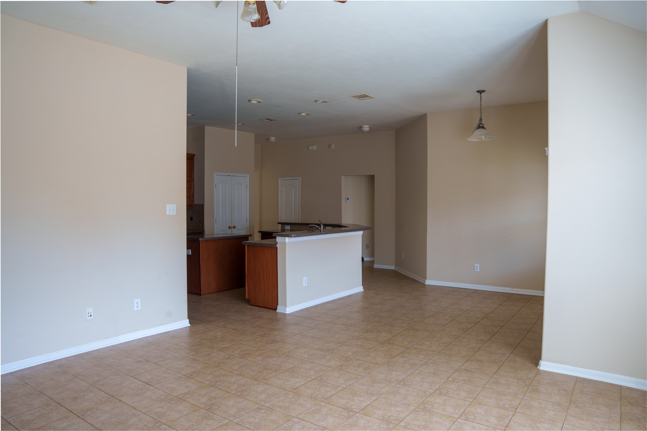 8515 Clarkman Ridge Lane Cypress, TX 77433 - Photo 10 of 22 Den and breakfast area