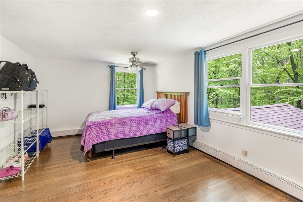 9 Colonial Road Sutton, MA 01590 - Photo 22 of 35