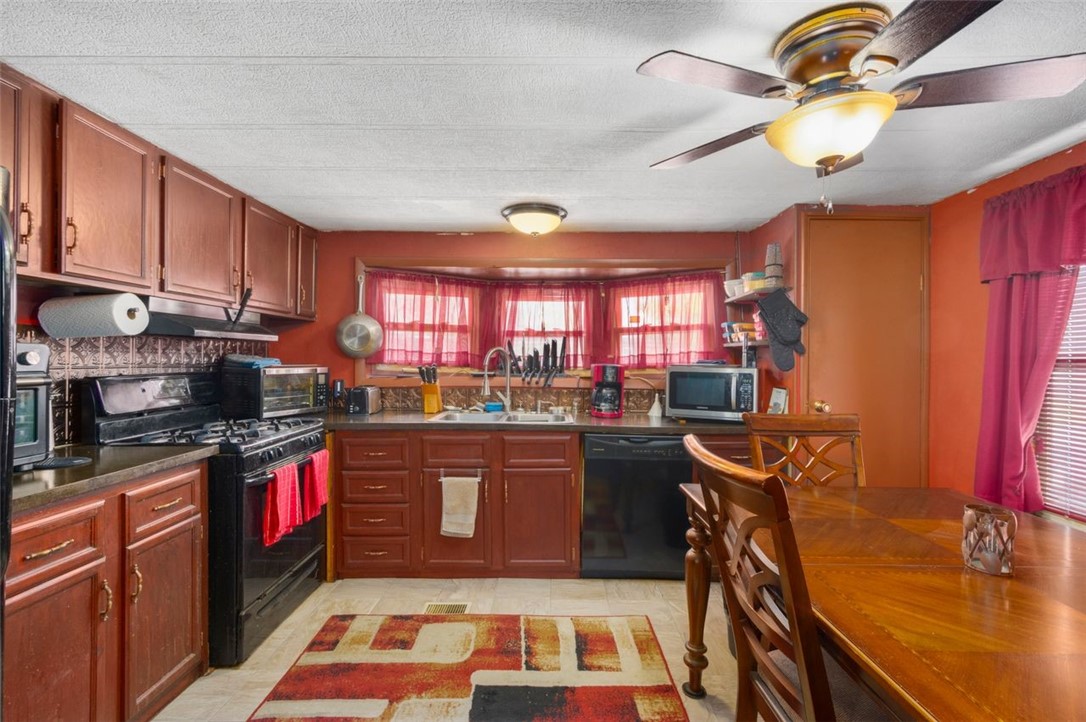 6101 Post Road North Kingstown, RI 02852 - Photo 11 of 34