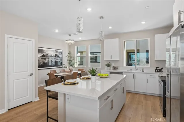 $6,100 | 109 South Laxore Street, Unit 303, Anaheim, CA 92804