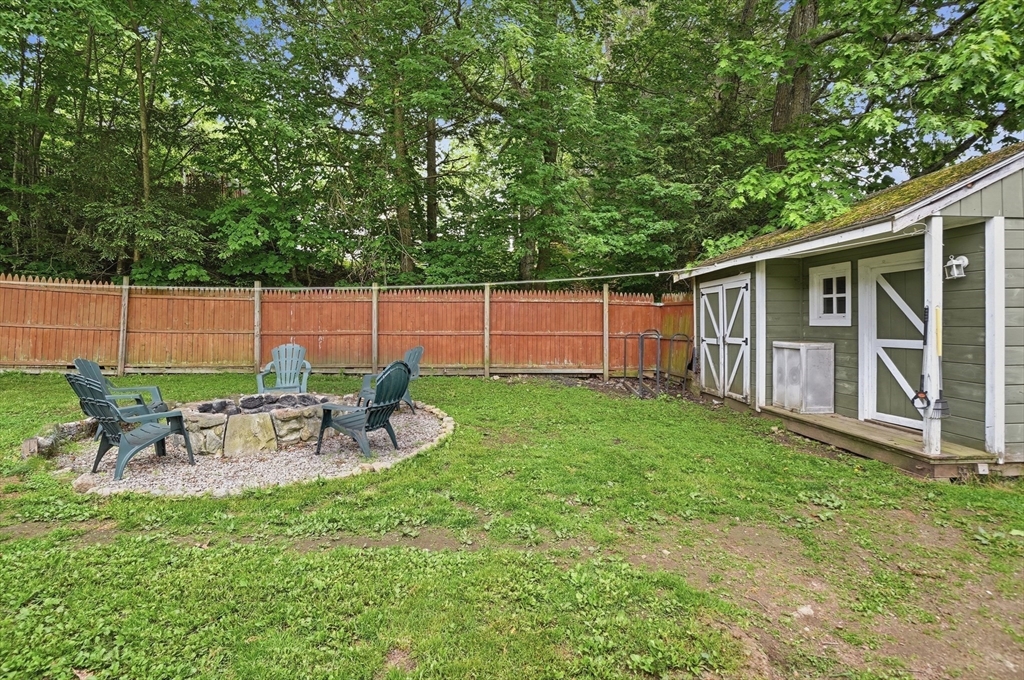 23 Oakmont Street Webster, MA 01570 - Photo 39 of 40