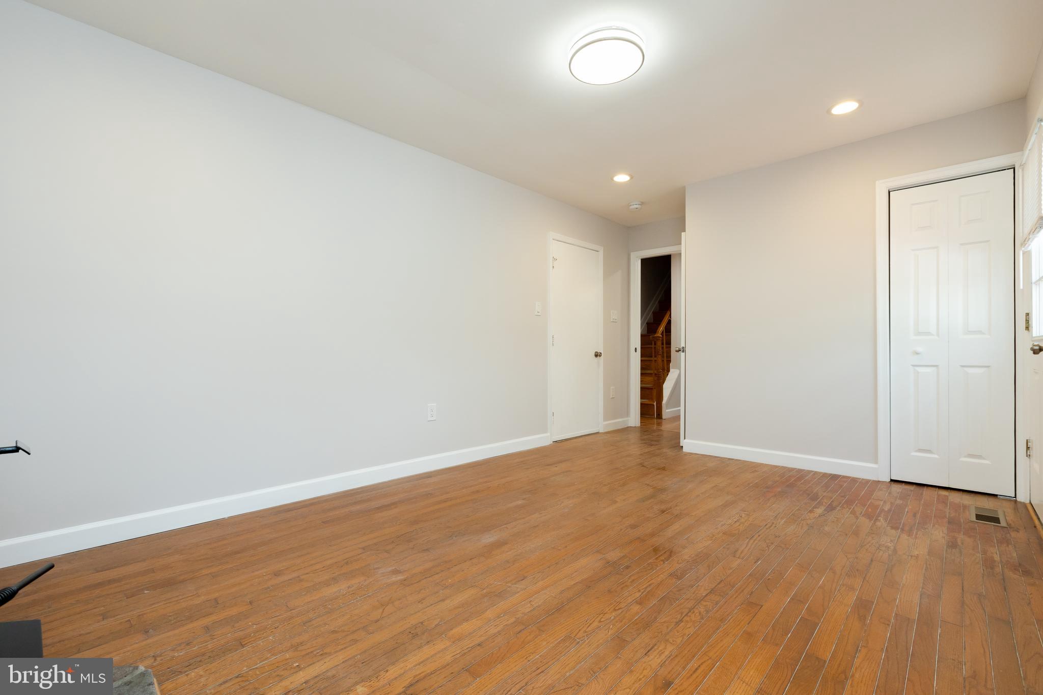 9004 Roundleaf Way Gaithersburg, MD 20879 - Photo 14 of 55