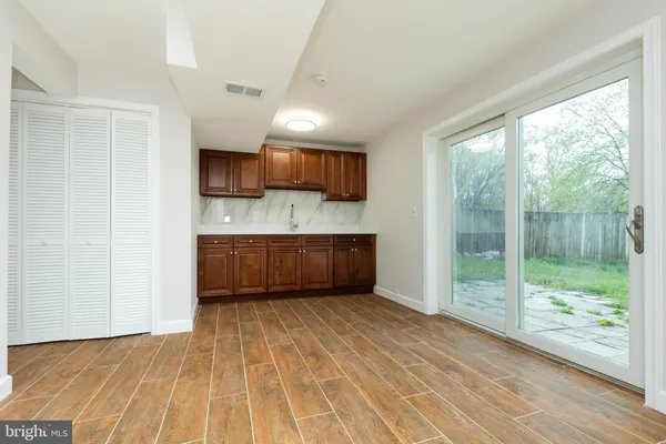 $3,850 | 9004 Roundleaf Way, Gaithersburg, MD 20879