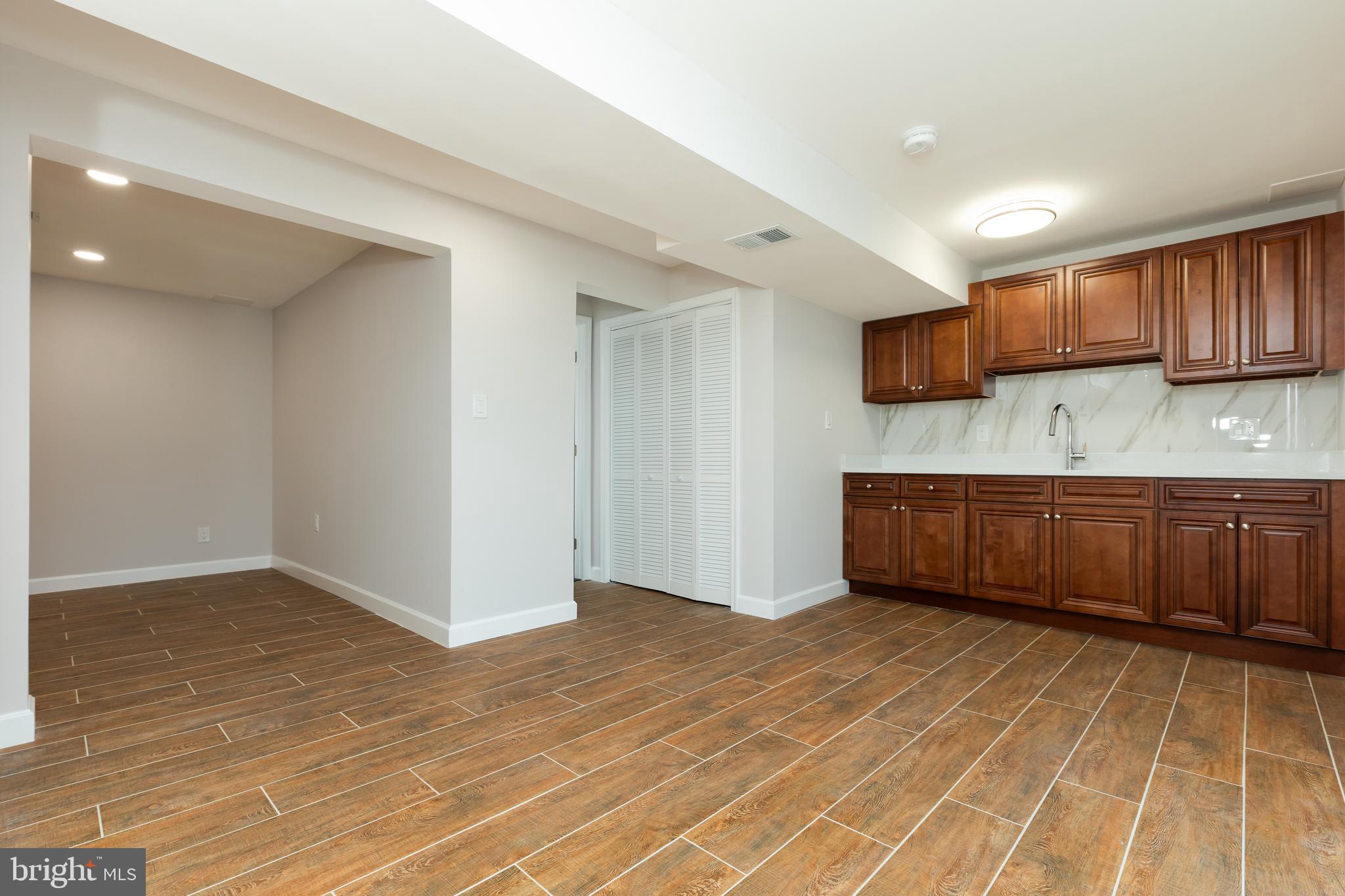 9004 Roundleaf Way Gaithersburg, MD 20879 - Photo 32 of 55