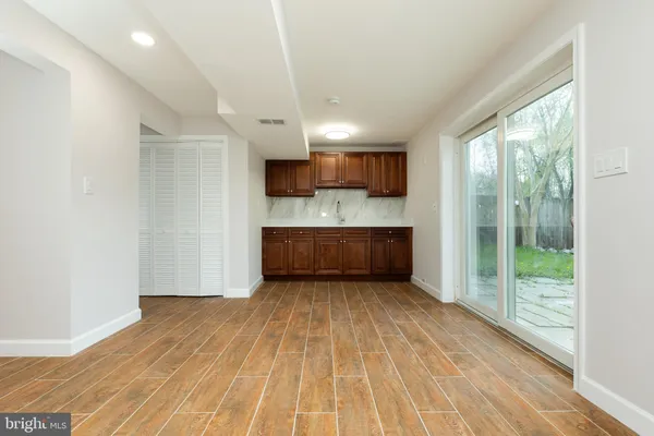 $3,850 | 9004 Roundleaf Way, Gaithersburg, MD 20879