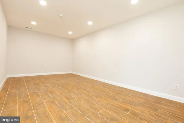 $3,850 | 9004 Roundleaf Way, Gaithersburg, MD 20879