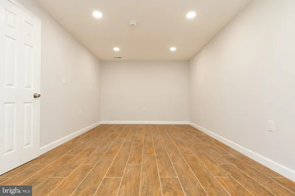 $3,850 | 9004 Roundleaf Way, Gaithersburg, MD 20879