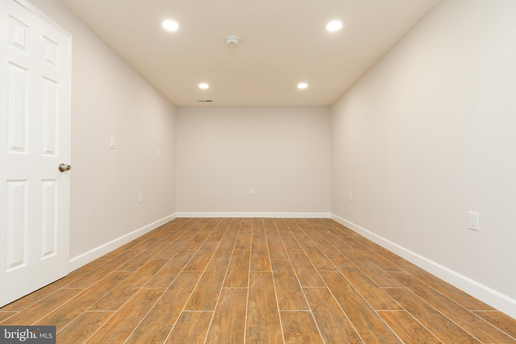 9004 Roundleaf Way Gaithersburg, MD 20879 - Photo 39 of 55