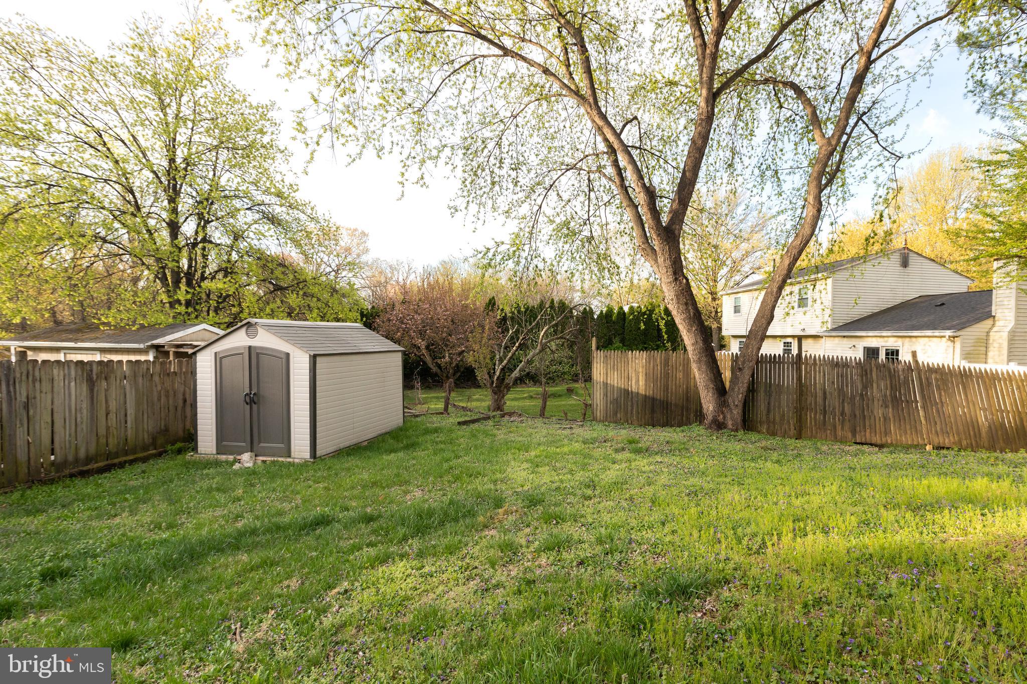 9004 Roundleaf Way Gaithersburg, MD 20879 - Photo 51 of 55