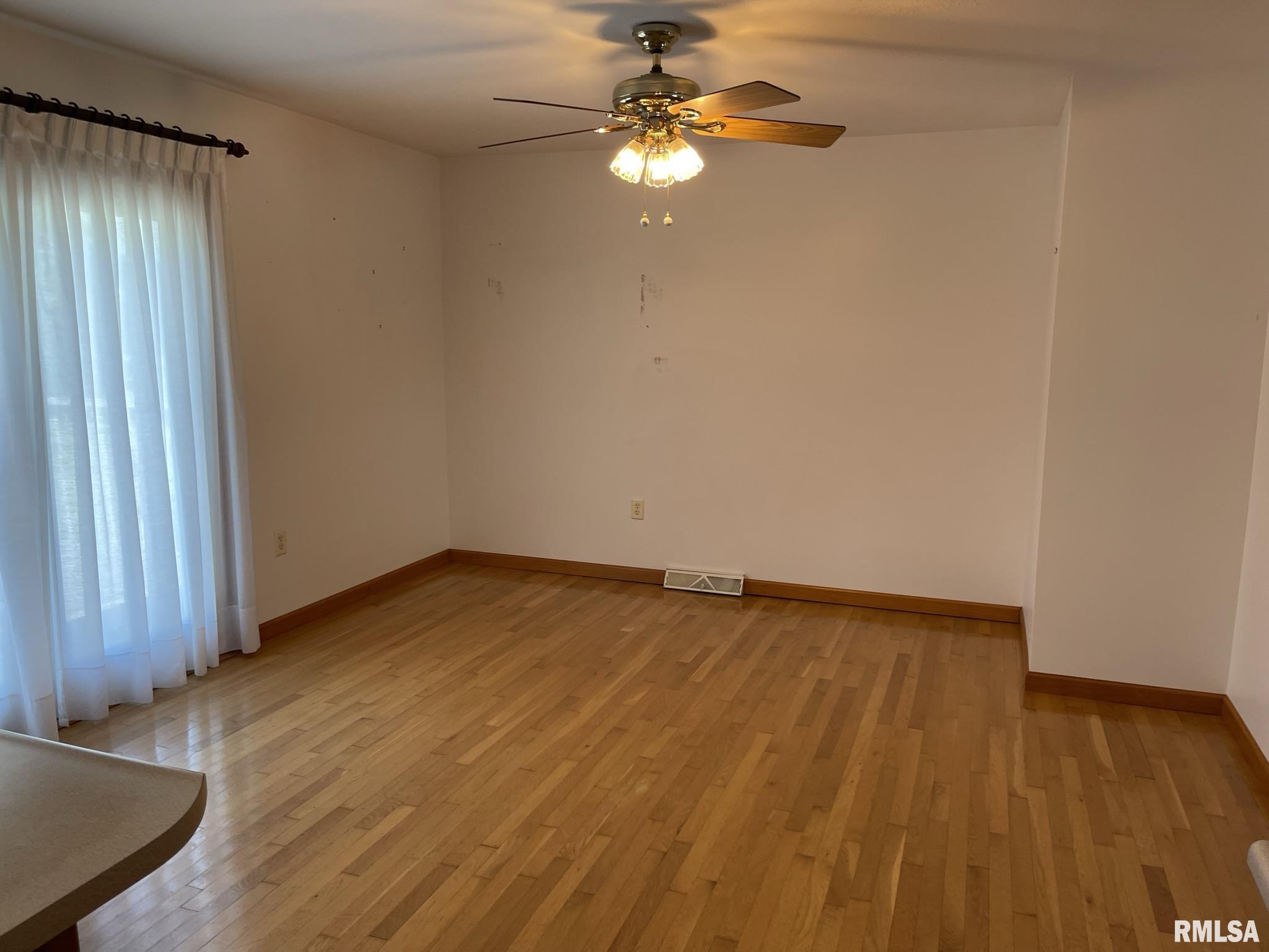 5129 Mitchell Road Spaulding, IL 62561 - Photo 6 of 31