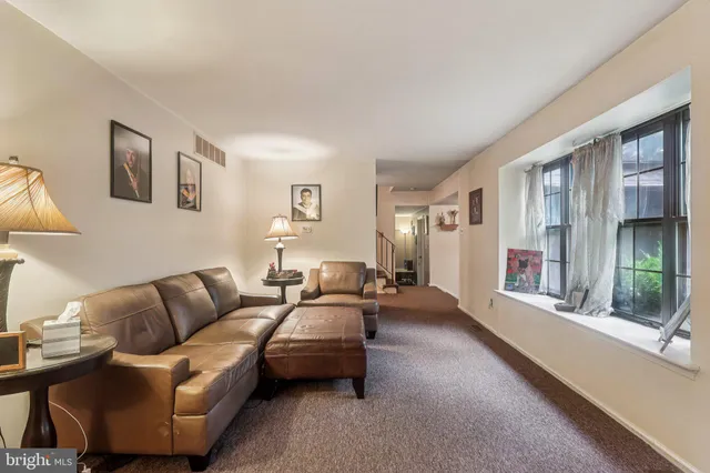 $455,000 | 6 Horseshoe Court, Tabernacle, NJ 08088