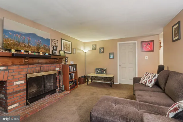 $455,000 | 6 Horseshoe Court, Tabernacle, NJ 08088