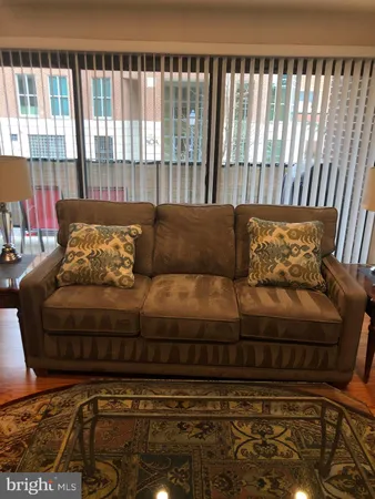 $4,295 | 1600 Prince Street, Unit 101, Alexandria, VA 22314