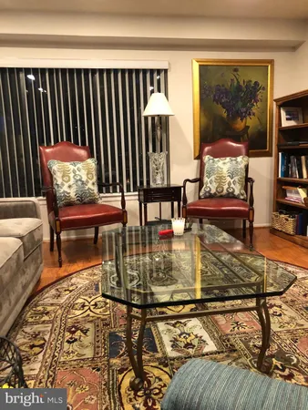 $4,295 | 1600 Prince Street, Unit 101, Alexandria, VA 22314
