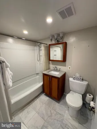 $4,295 | 1600 Prince Street, Unit 101, Alexandria, VA 22314