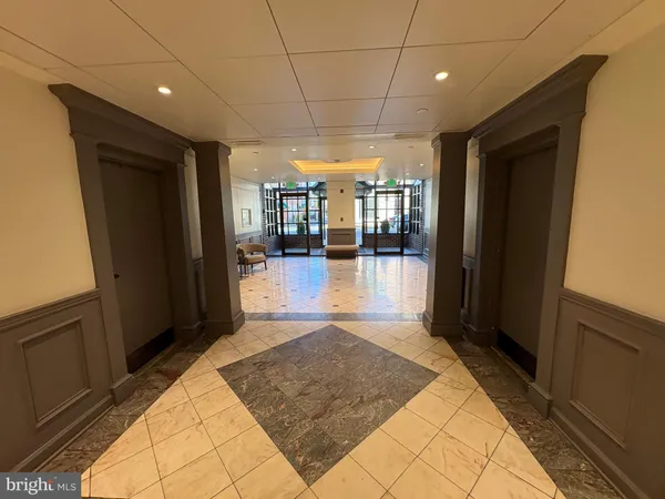 $4,295 | 1600 Prince Street, Unit 101, Alexandria, VA 22314