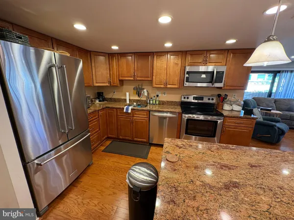 $4,295 | 1600 Prince Street, Unit 101, Alexandria, VA 22314