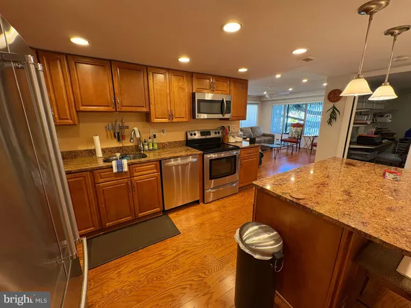 $4,295 | 1600 Prince Street, Unit 101, Alexandria, VA 22314