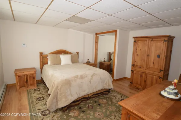 $625,000 | 221 Spruce Run Drive, Dingmans Ferry, PA 18328