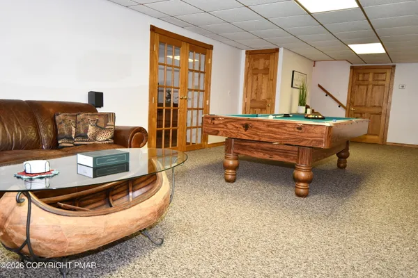 $625,000 | 221 Spruce Run Drive, Dingmans Ferry, PA 18328