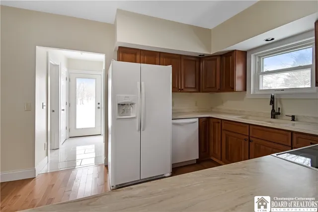 $1,475 | 101 Valley Street, Chautauqua, NY 14757