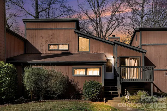 $243,500 | 6102 Honeysuckle Lane, Charlotte, NC 28212