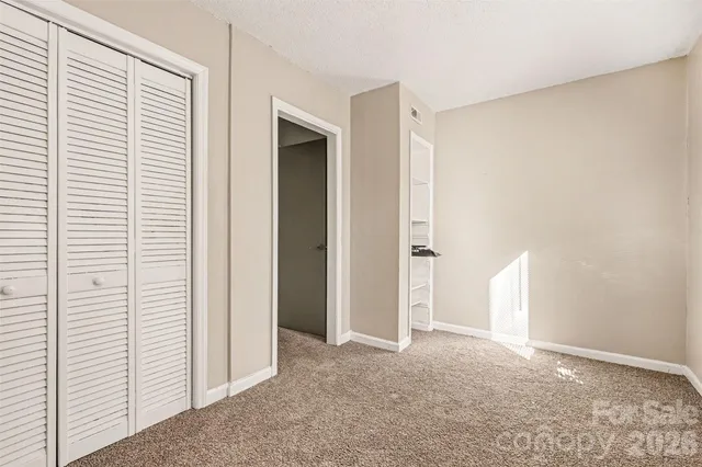 $243,500 | 6102 Honeysuckle Lane, Charlotte, NC 28212