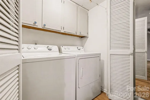 $243,500 | 6102 Honeysuckle Lane, Charlotte, NC 28212