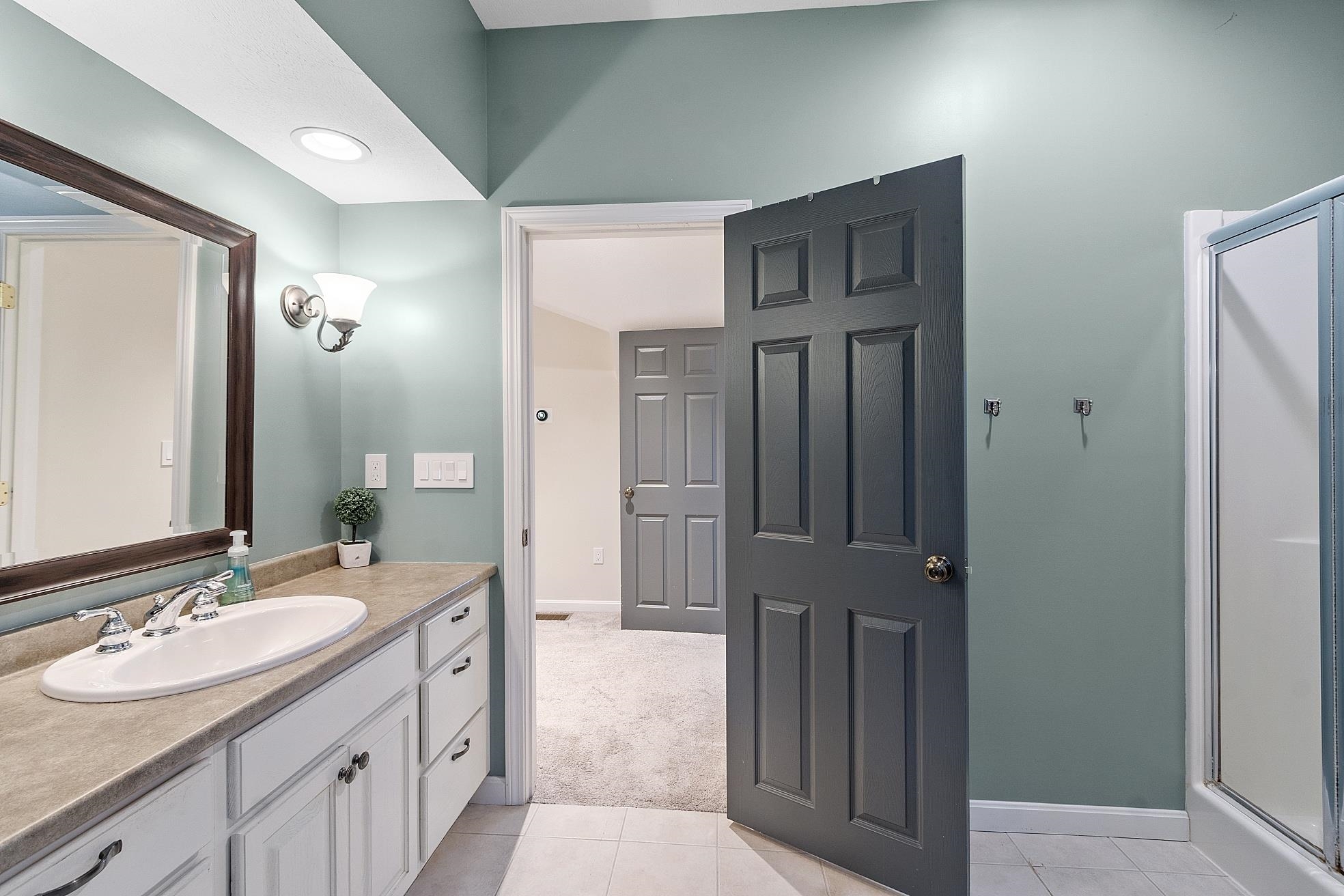 3 Independence Drive Merrimack, NH 03054 - Photo 31 of 59