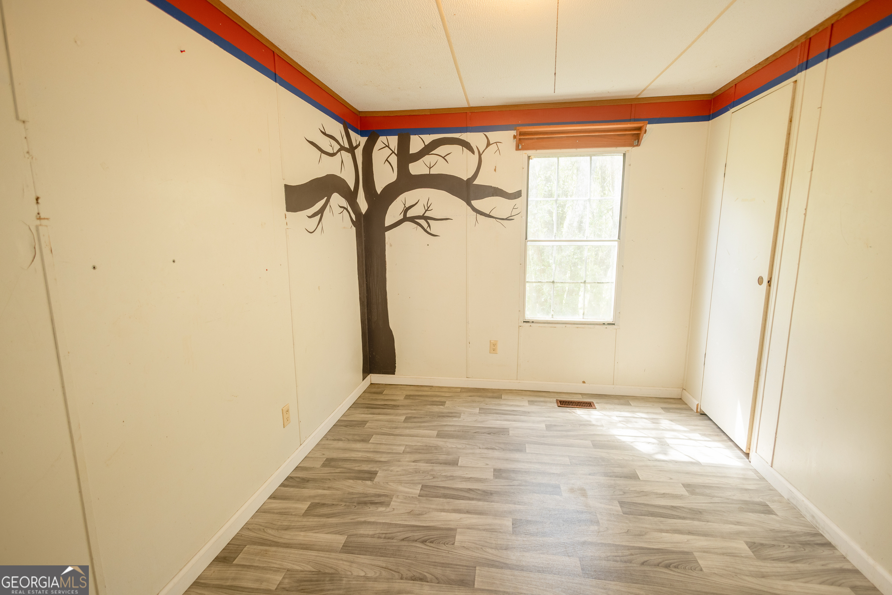 35 Brooks Street Canon, GA 30520 - Photo 15 of 25 a view of an empty room