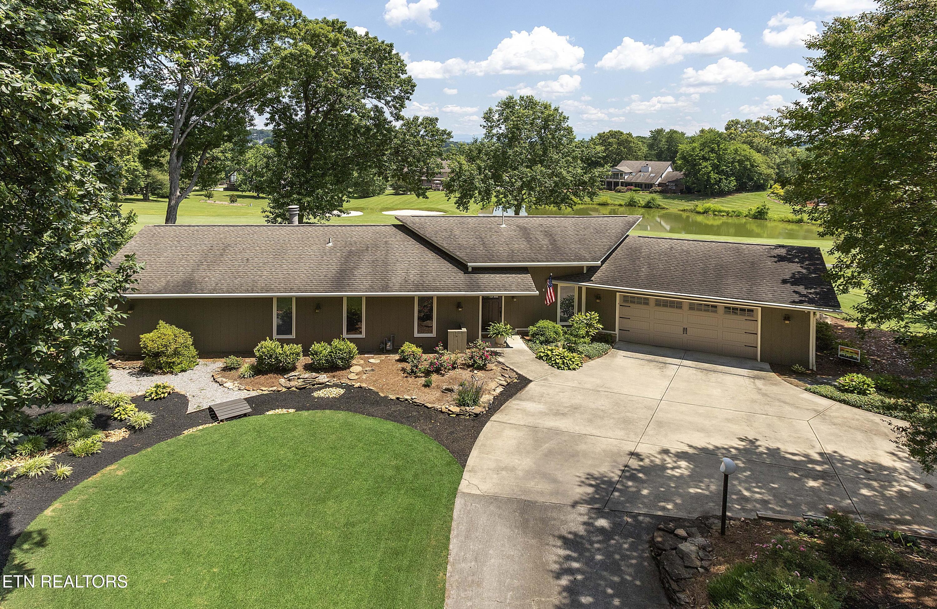 208 Baltusrol Road Knoxville, TN 37934 - Photo 1 of 38 Welcome to 208 Baltusrol Rd!