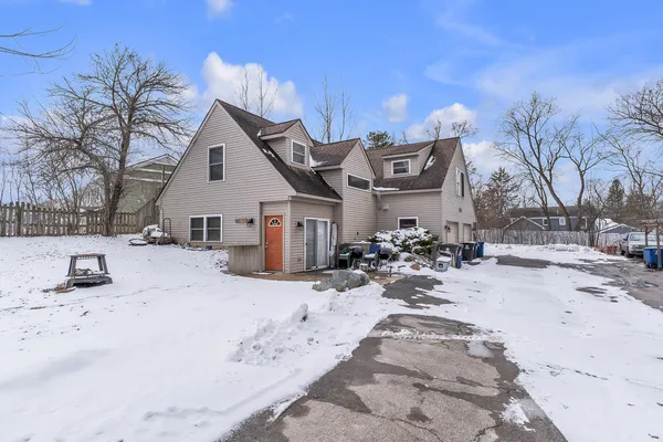 $698,900 | 665-667 Vine Court, Ann Arbor, MI 48103