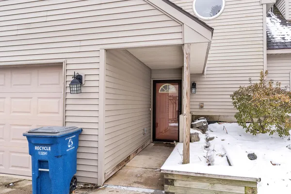 $698,900 | 665-667 Vine Court, Ann Arbor, MI 48103