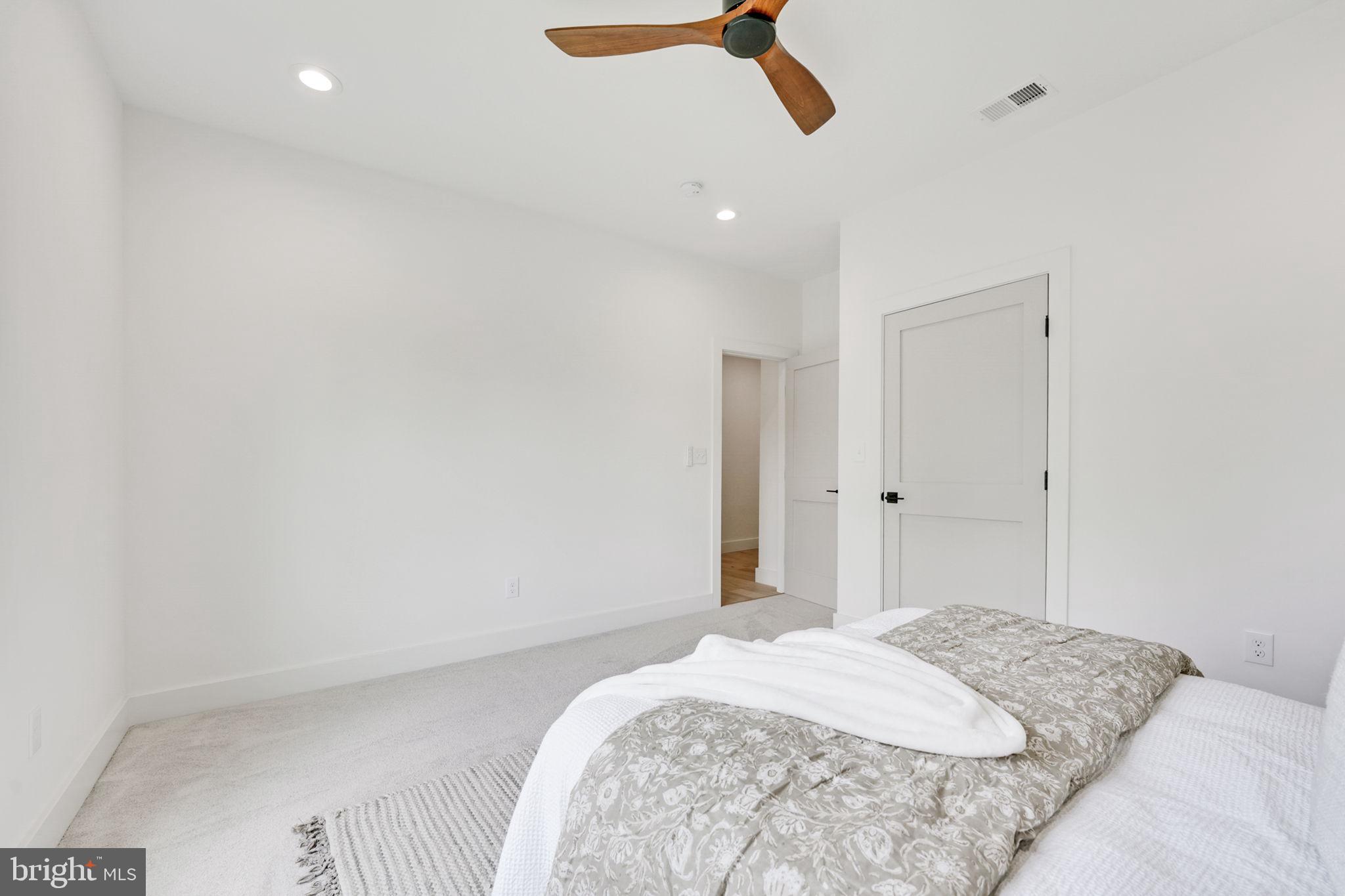 1703 Shenandoah Road Alexandria, VA 22308 - Photo 35 of 54