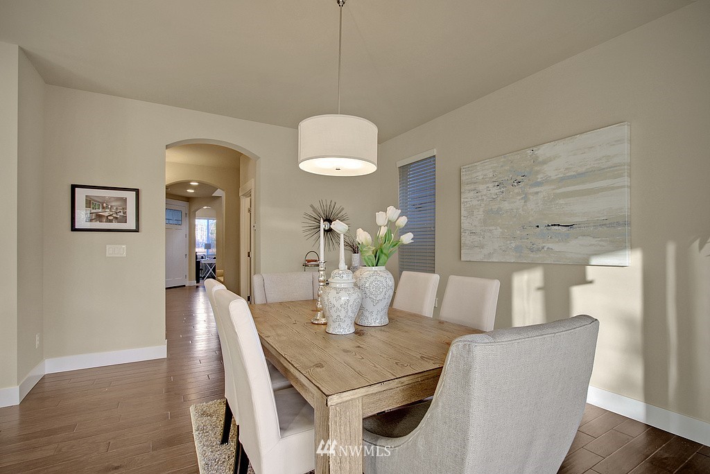 16823 37th Drive Southeast Bothell, WA 98012 - Photo 4 of 17 Gallery Image 4