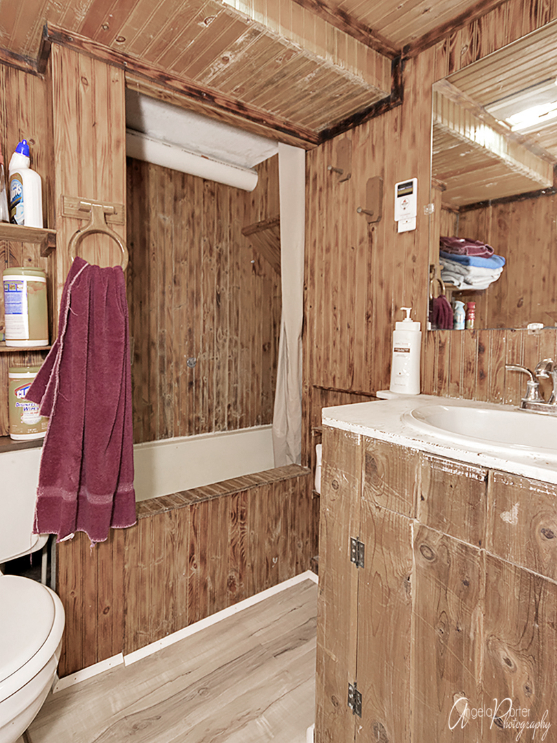1811 Riverside Drive McHenry, IL 60051 - Photo 19 of 28 Gallery Image 19