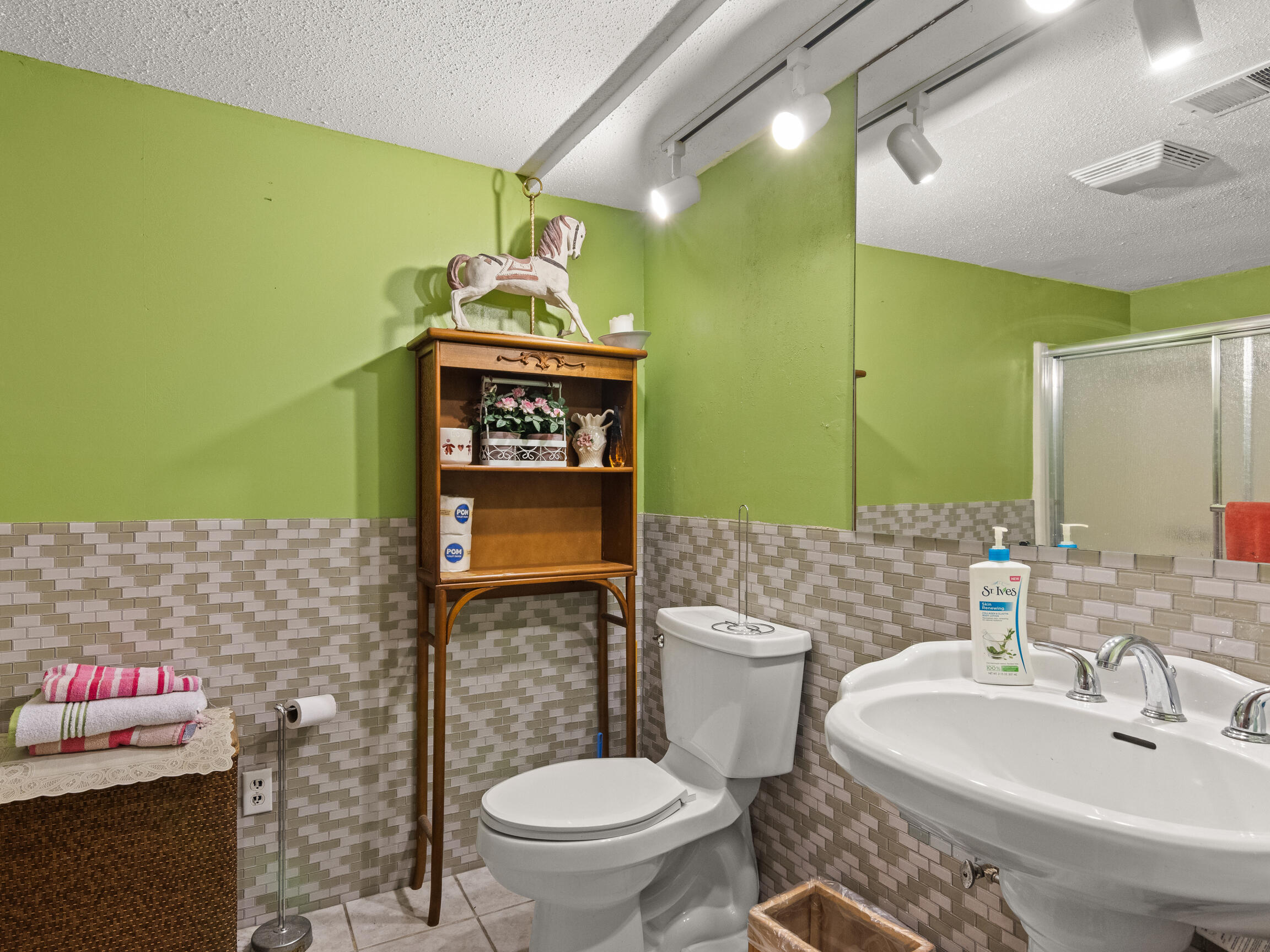 3175 Strand Road Muskegon, MI 49445 - Photo 53 of 58 18-Scene-14