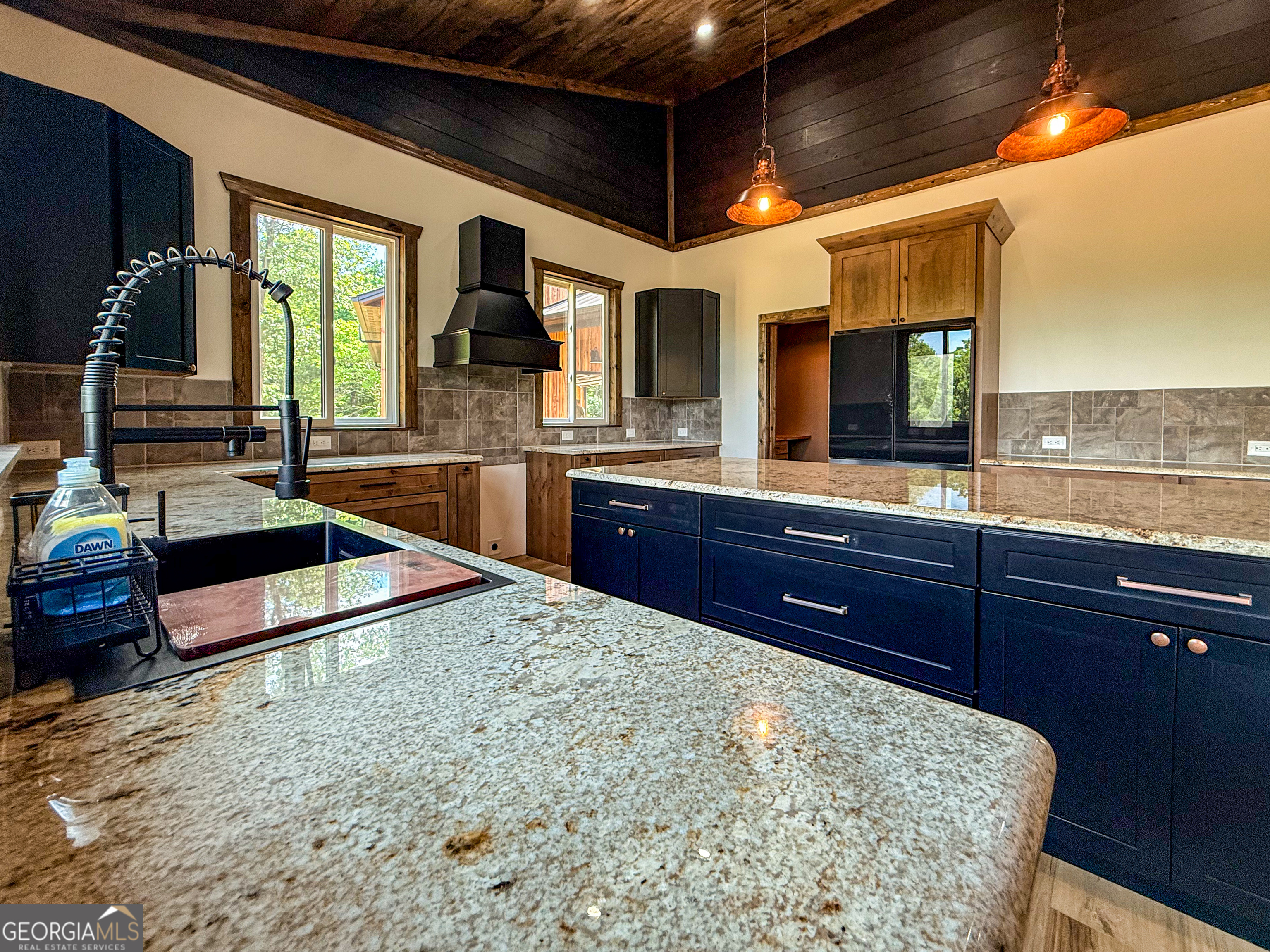 402 Lovelace Road Clarkesville, GA 30523 - Photo 43 of 73