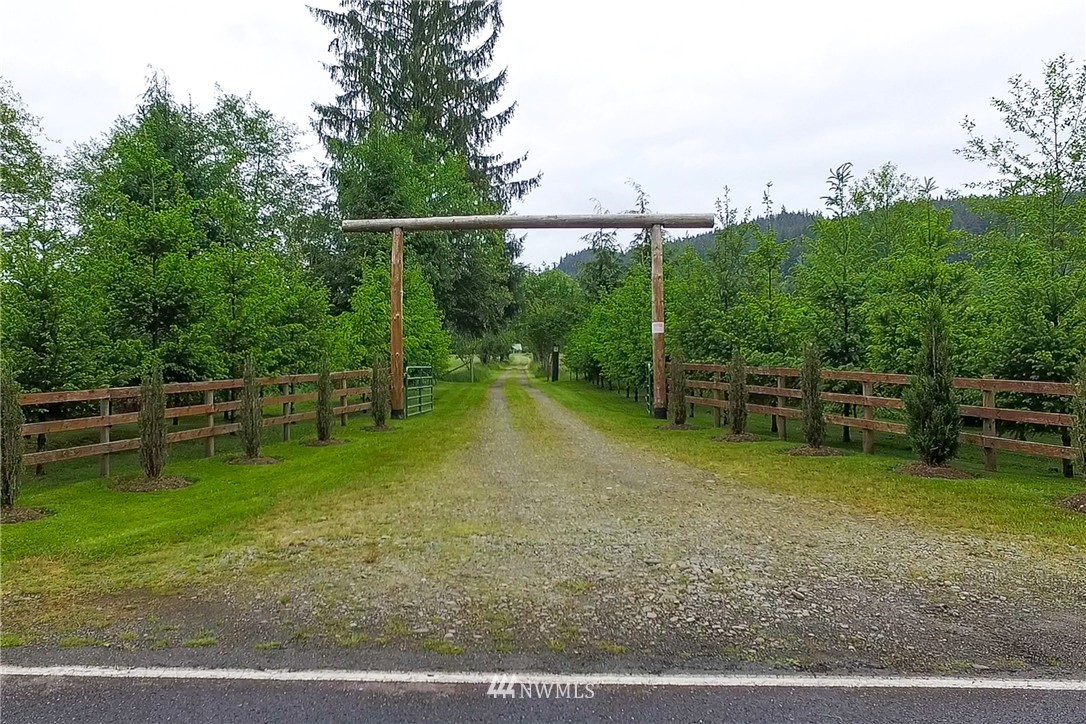 1904 Undi Road Forks, WA 98331 - Photo 4 of 19