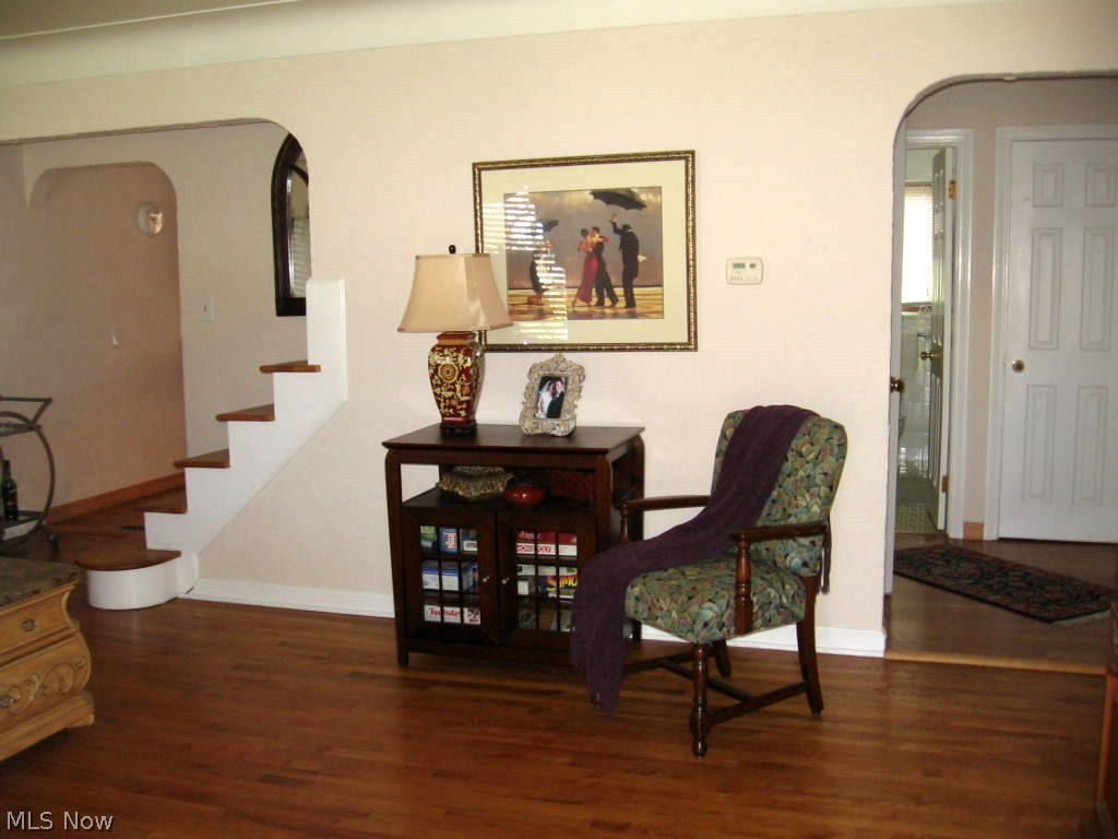 5352 Summit Road Lyndhurst, OH 44124 - Photo 4 of 11