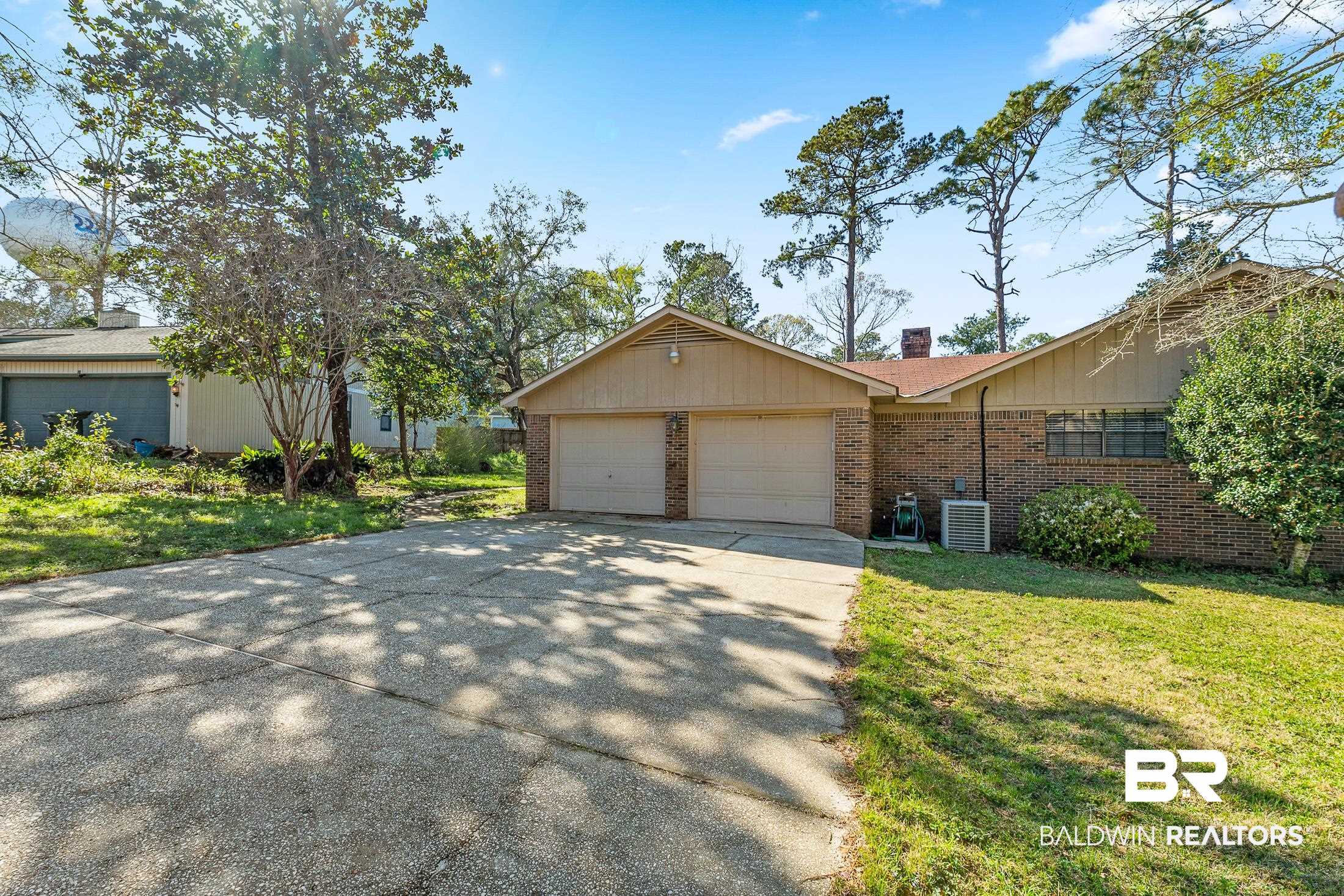 176 Ridgewood Drive Daphne, AL 36526 - Photo 4 of 32 Front 4