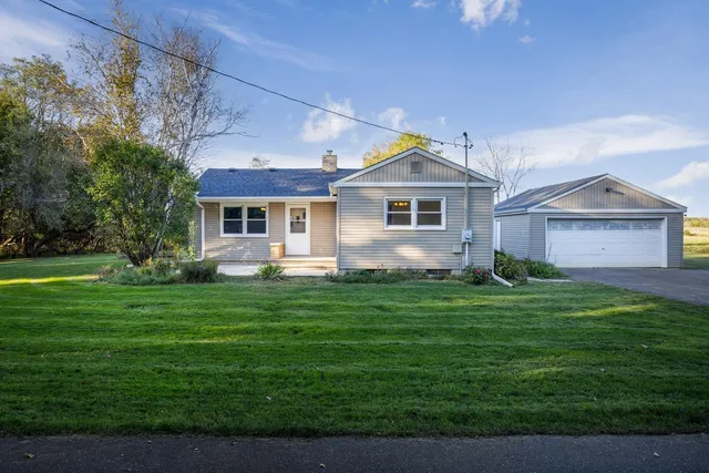 $315,000 | 41 East Royal Vale, Edgerton, WI 53534