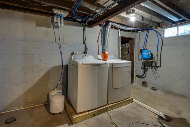 $315,000 | 41 East Royal Vale, Edgerton, WI 53534