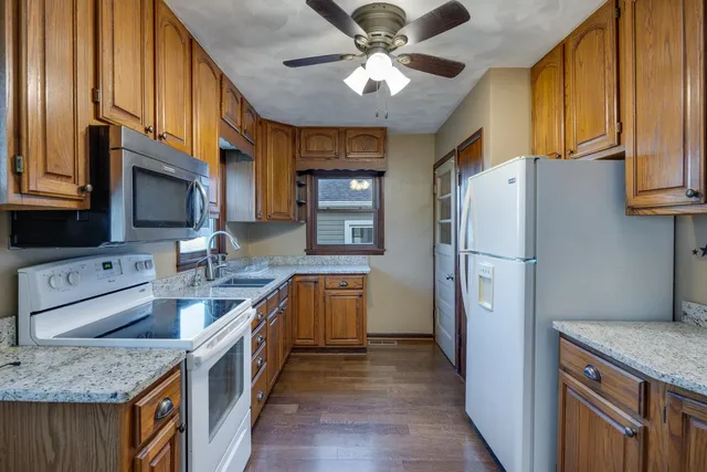 $315,000 | 41 East Royal Vale, Edgerton, WI 53534