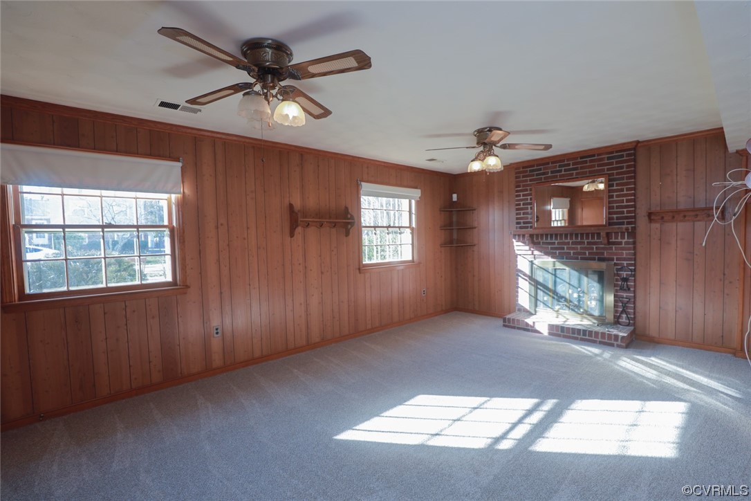 6424 Commander Road Richmond, VA 23224 - Photo 29 of 46 a view of livingroom with window and ceiling fan