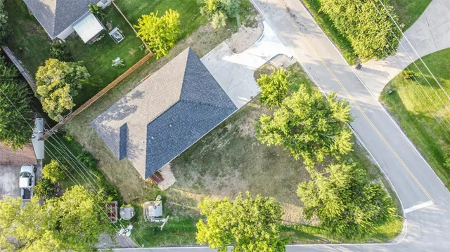 $325,000 | 3420 Sunrise Drive, Shoreacres, TX 77571